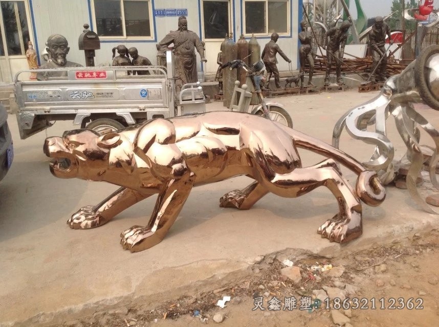 不銹鋼動物豹子景觀雕塑