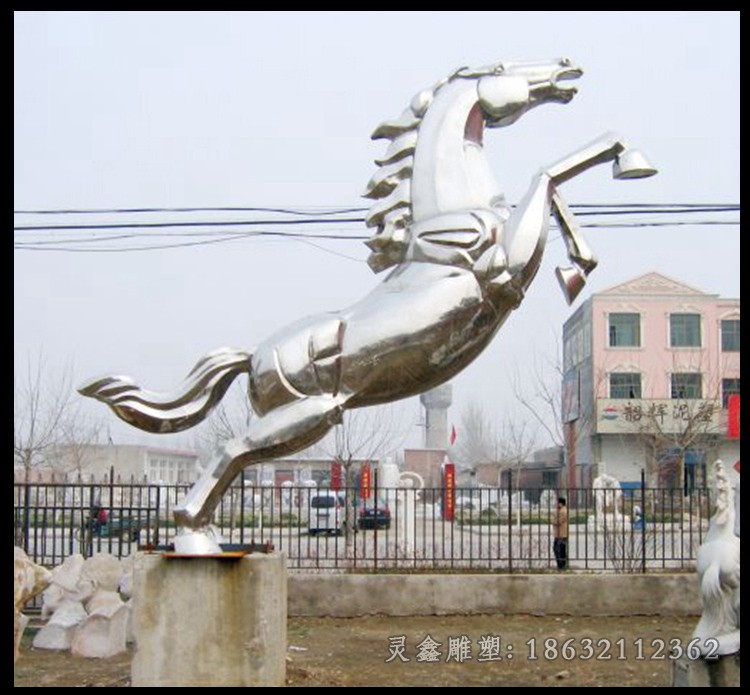 不銹鋼鏡面飛馬公園景觀雕塑