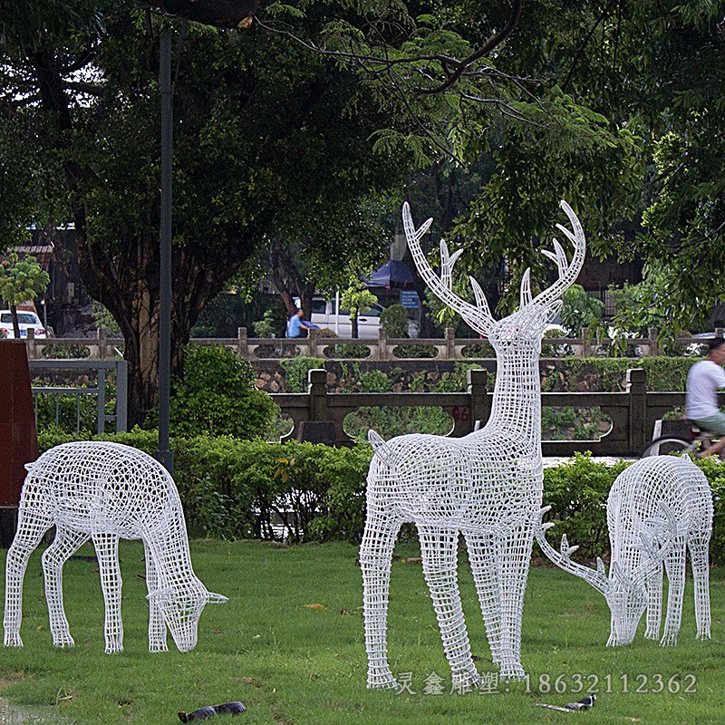 公園鏤空鹿動(dòng)物不銹鋼雕塑