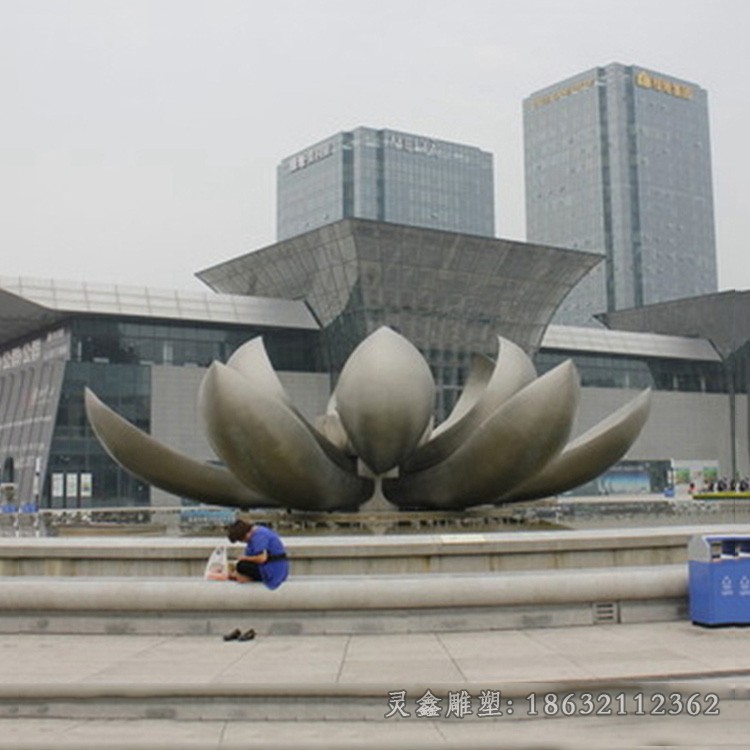 廣場不銹鋼景觀蓮花雕塑