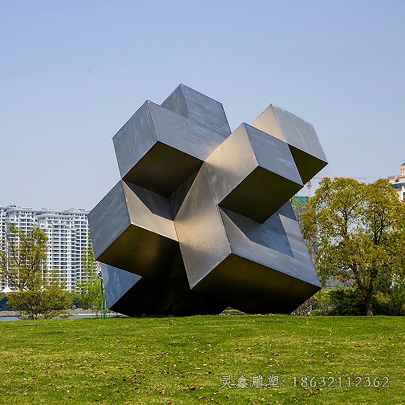 不銹鋼抽象魔方公園雕塑