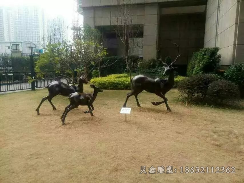 母子鹿公園動(dòng)物銅雕