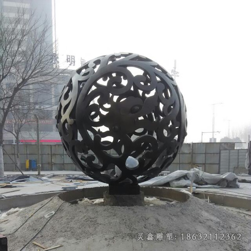 抽象鏤空球校園不銹鋼雕塑