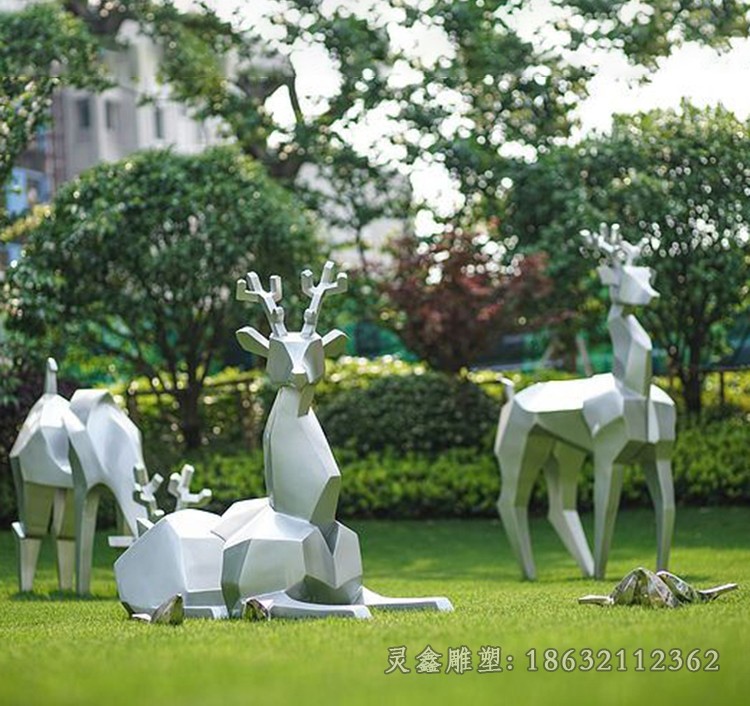 不銹鋼幾何梅花鹿小區(qū)雕塑