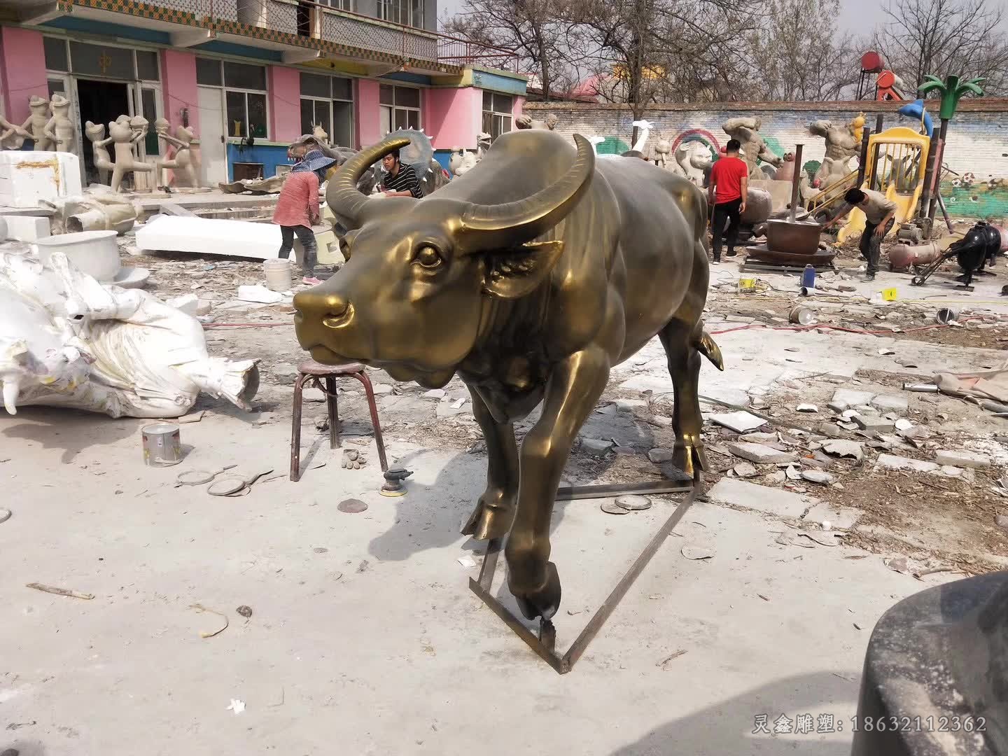 孺子牛動物景觀銅雕